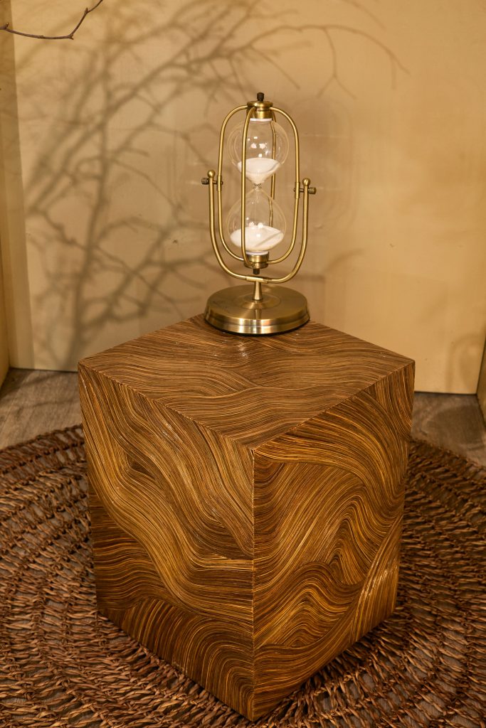 KOR-SIWA102061 - YK II Cube Table