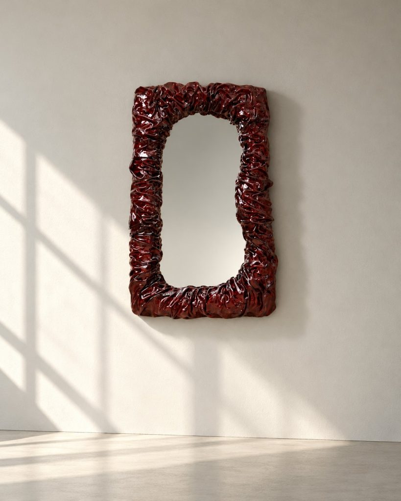 Sura Mirror, Oxblood