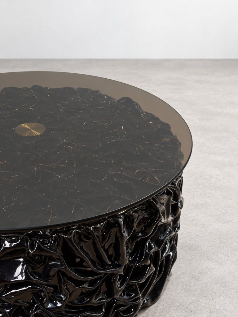 Onda Circle Centre Table